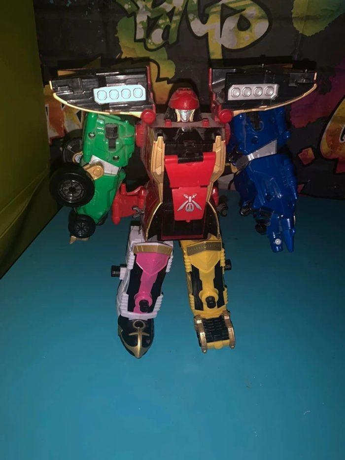 Power ranger DX Megazord Légendaire - photo numéro 8