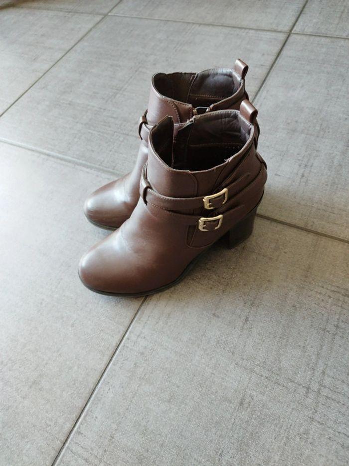 Bottines à talon la halle taille 39 bon état - photo numéro 1