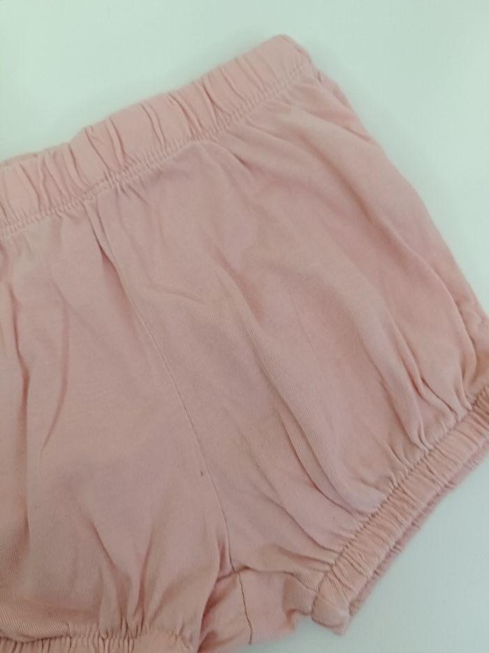 🦄 Short bébé fille taille 6 mois 🦄 - photo numéro 2