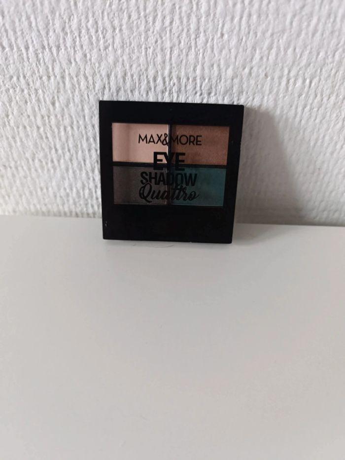 💄Palette Max&More 4 fards Eye Shadow Quattro💄 - photo numéro 1