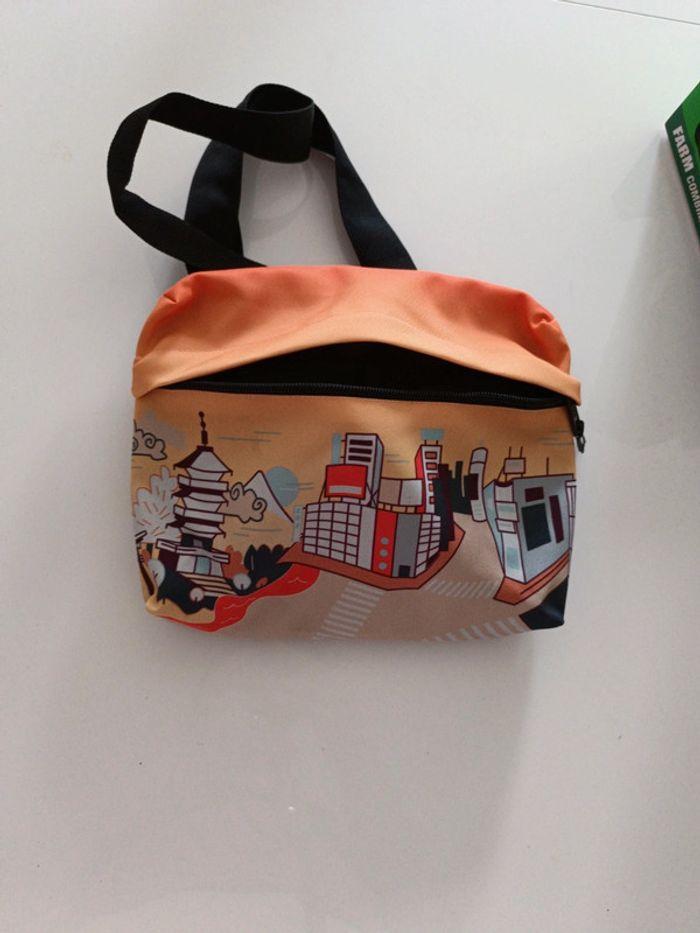 Petit sac orangé - photo numéro 1