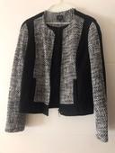 Veste M&S noire et blanche