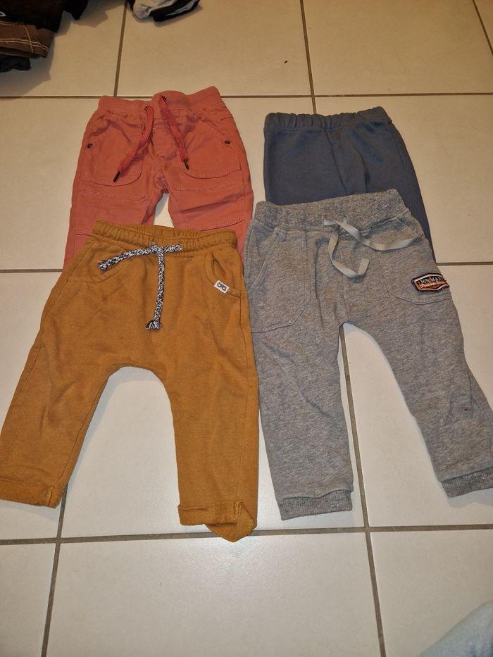 Lot de 4 pantalons - photo numéro 1