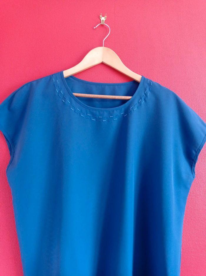 Blouse taille 44 bleue col rond - photo numéro 2