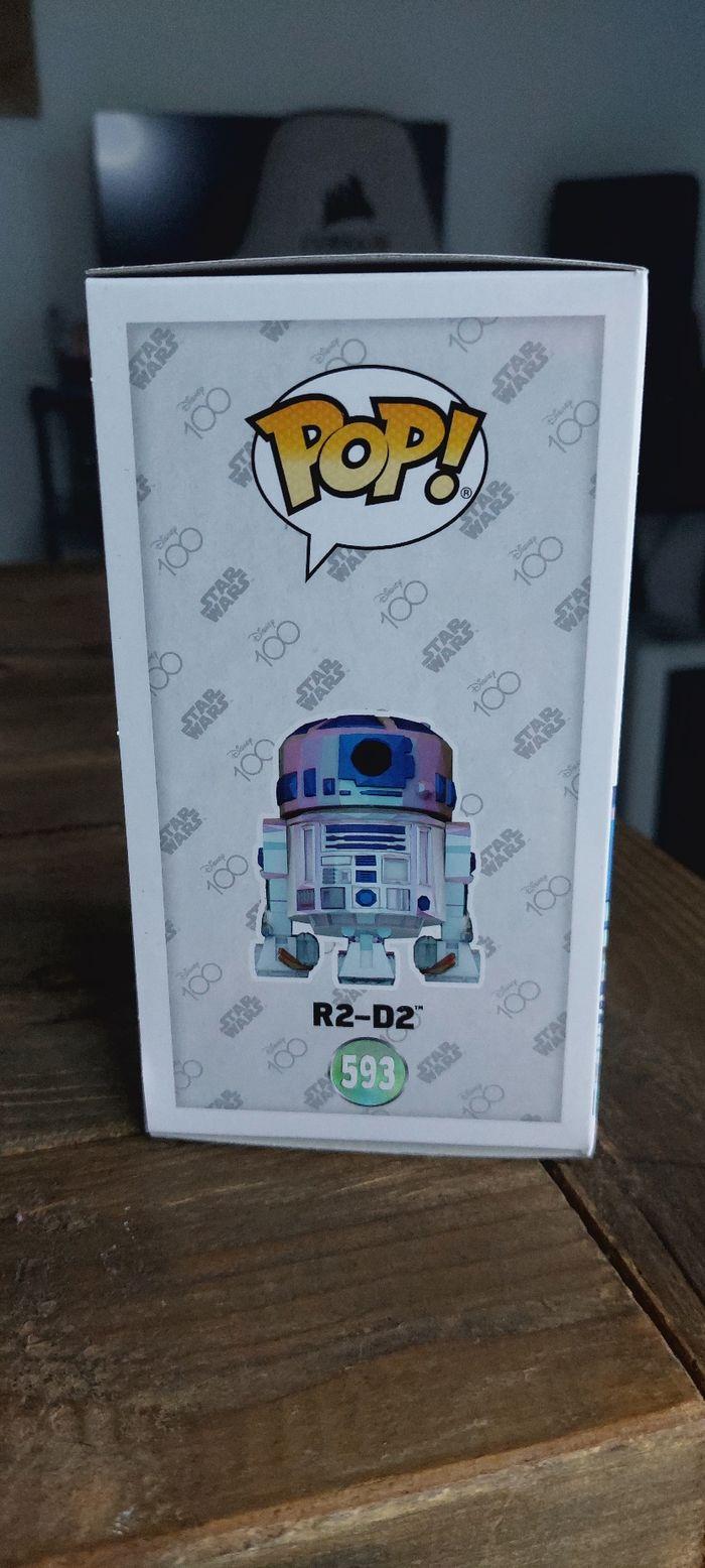 Funko POP Disney 100. R2-D2 Facet #593 - photo numéro 5