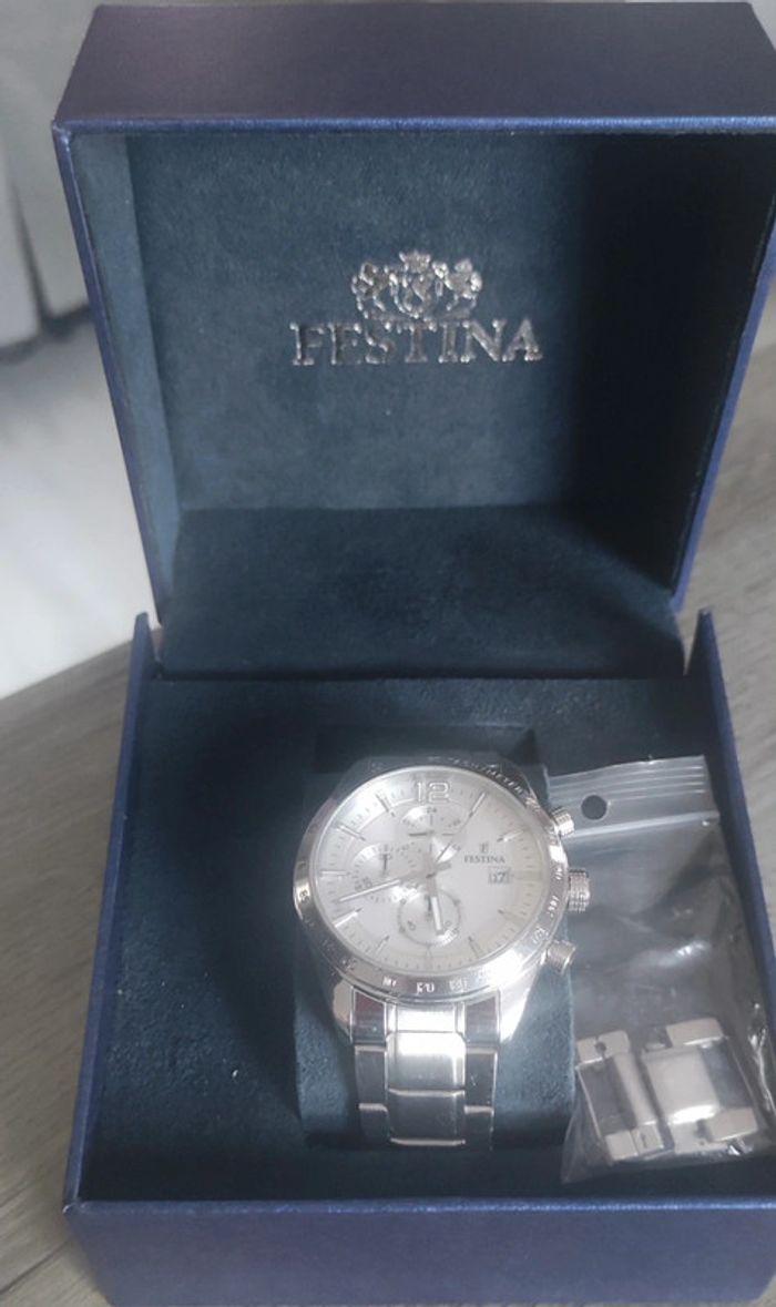 Montre Festina - photo numéro 1