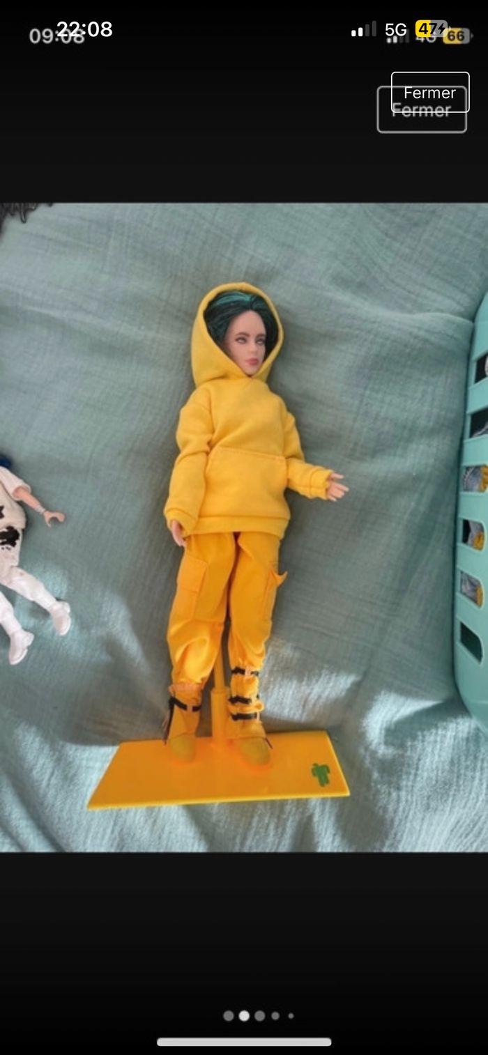 Figurine billie eilish - photo numéro 1