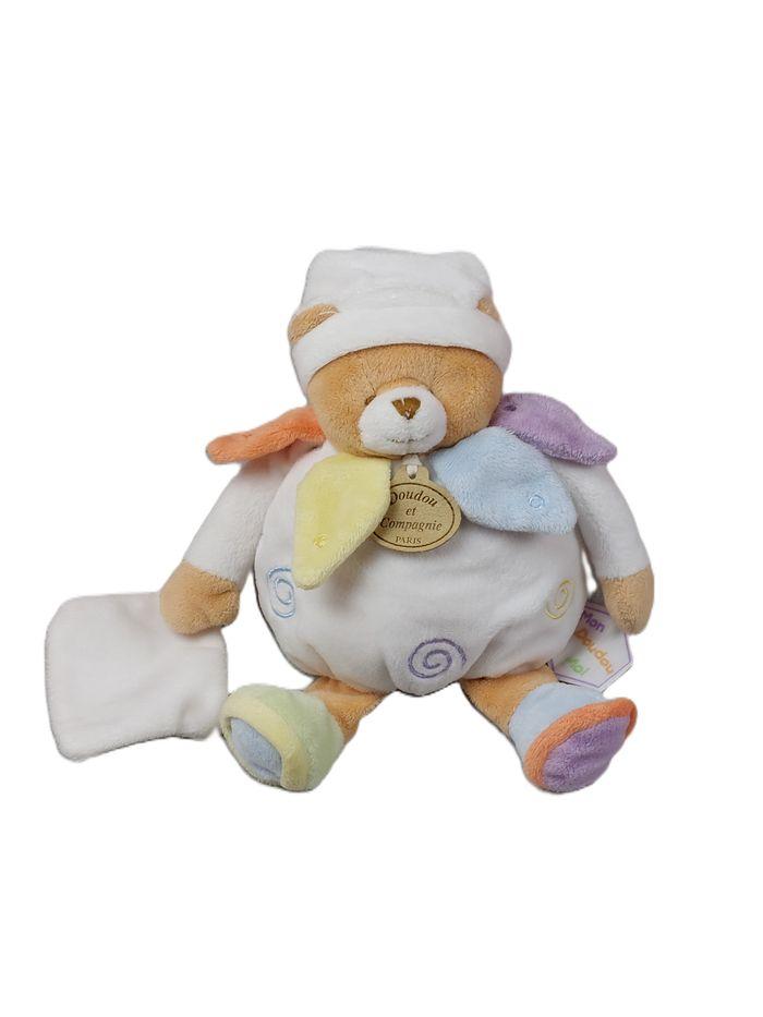 Doudou et Compagnie ours bonnet blanc marron mauve orange mouchoir blanc spirale - photo numéro 1