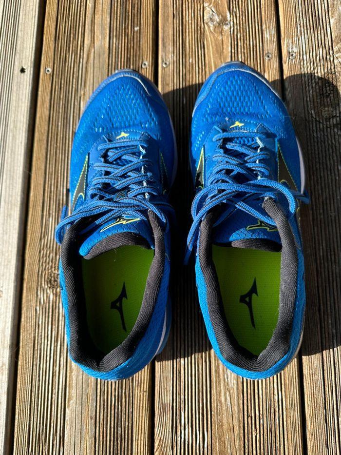 Running Mizuno Wave Rider 21 - photo numéro 3