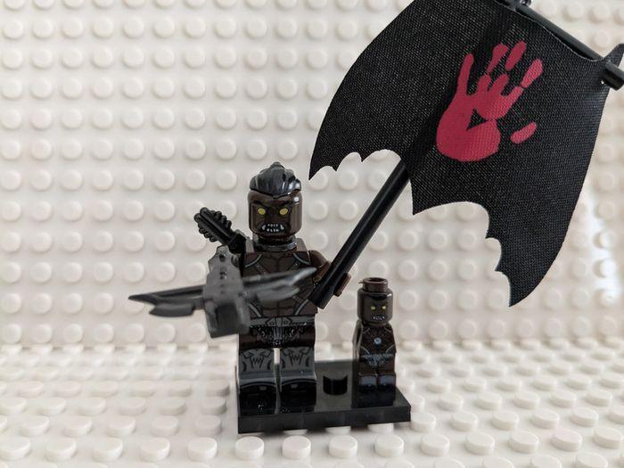 Figurine guerriers Uruks du seigneur des anneaux style lego