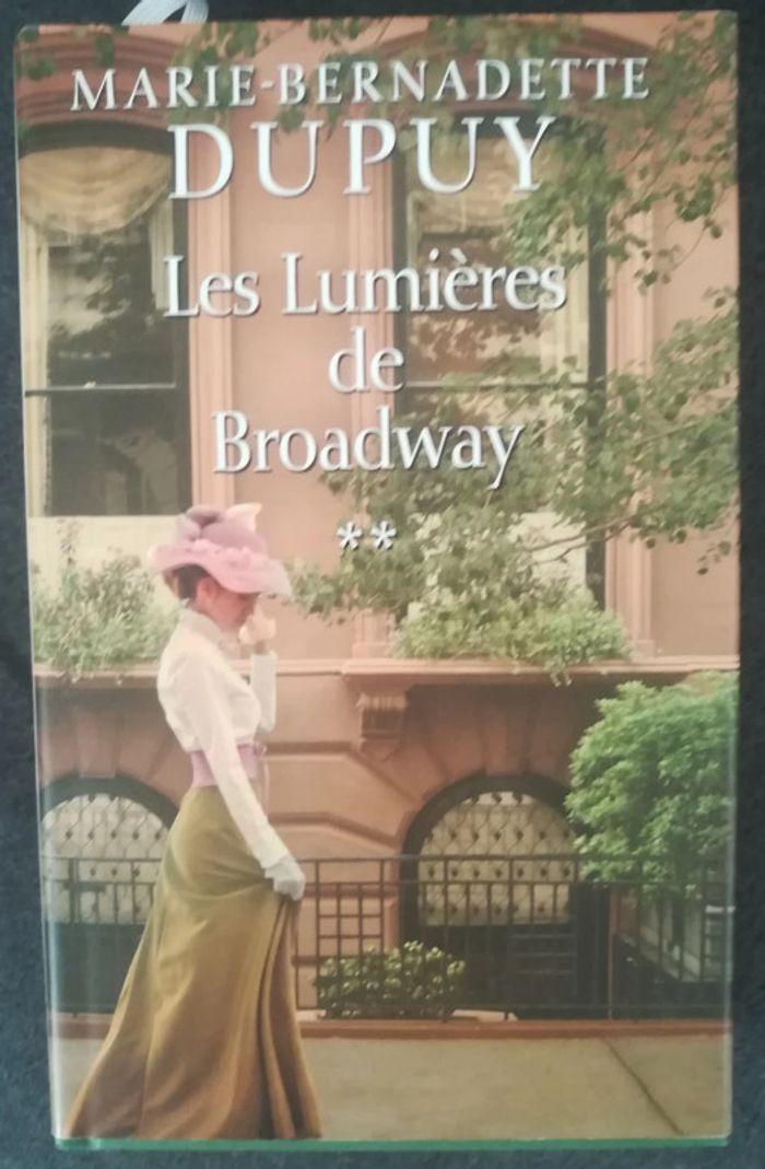 Livre Les lumières de Broadway - photo numéro 1