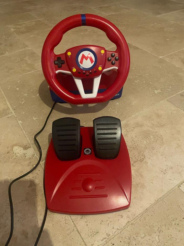 Volant gaming Mario - photo numéro 1