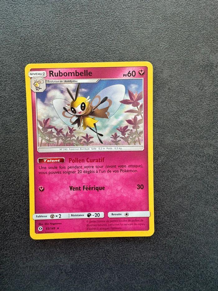 Carte Pokémon Rubombelle Holo Soleil et Lune - photo numéro 1