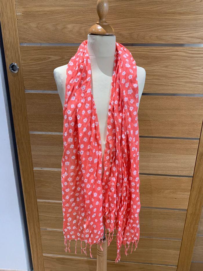 Joli Foulard Cheich Corail/blanc - photo numéro 3