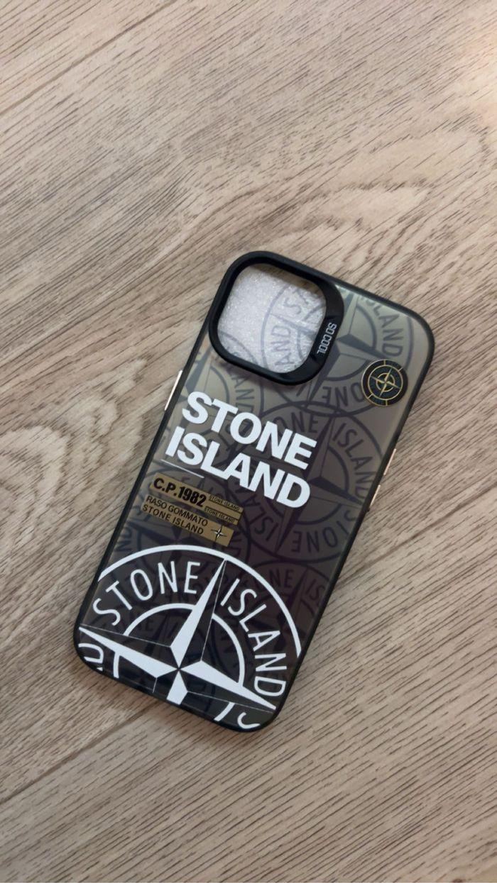 Coque iPhone stone island - photo numéro 1