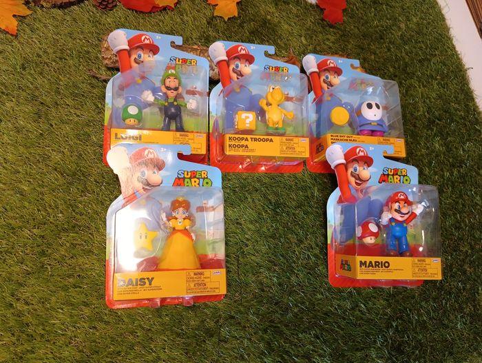 Figurines Super Mario complet neuf - photo numéro 1