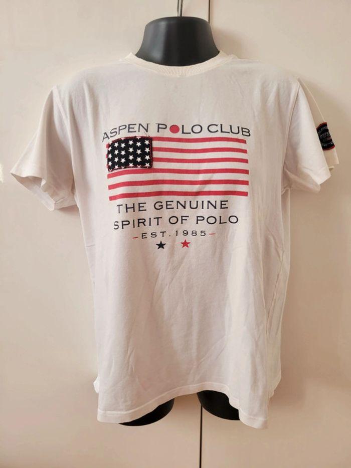 Tee shirt blanc manches courtes Aspen Polo Club genuine 1995 écusson taille 42 - photo numéro 1