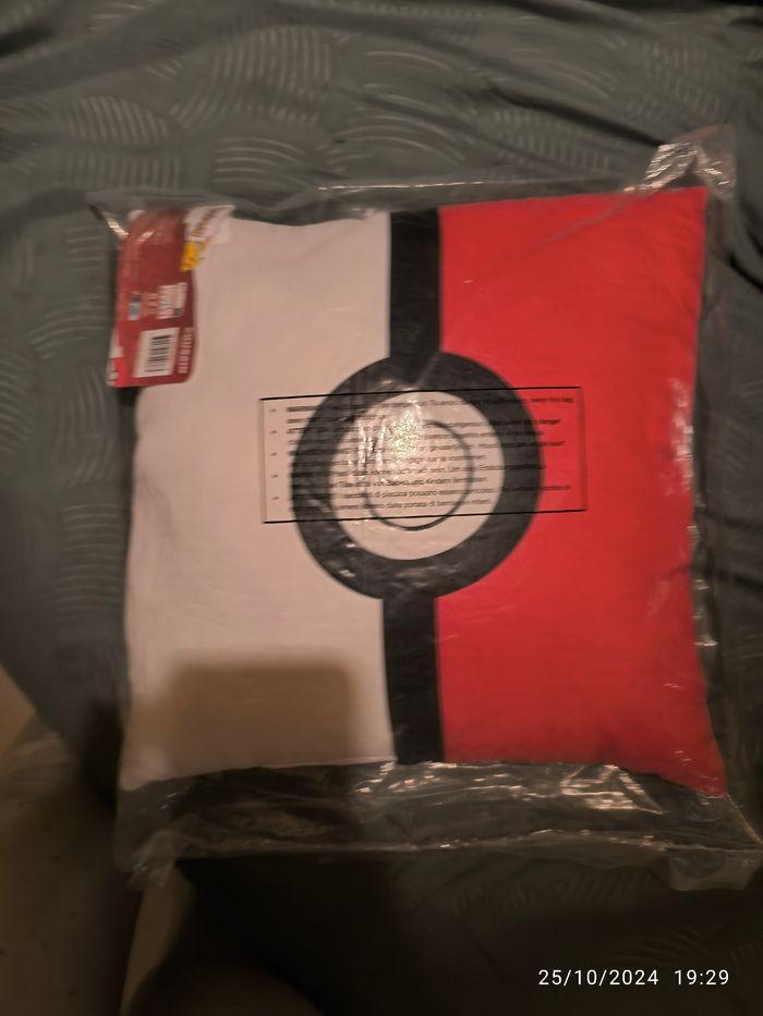 Coussin pokemon - photo numéro 2