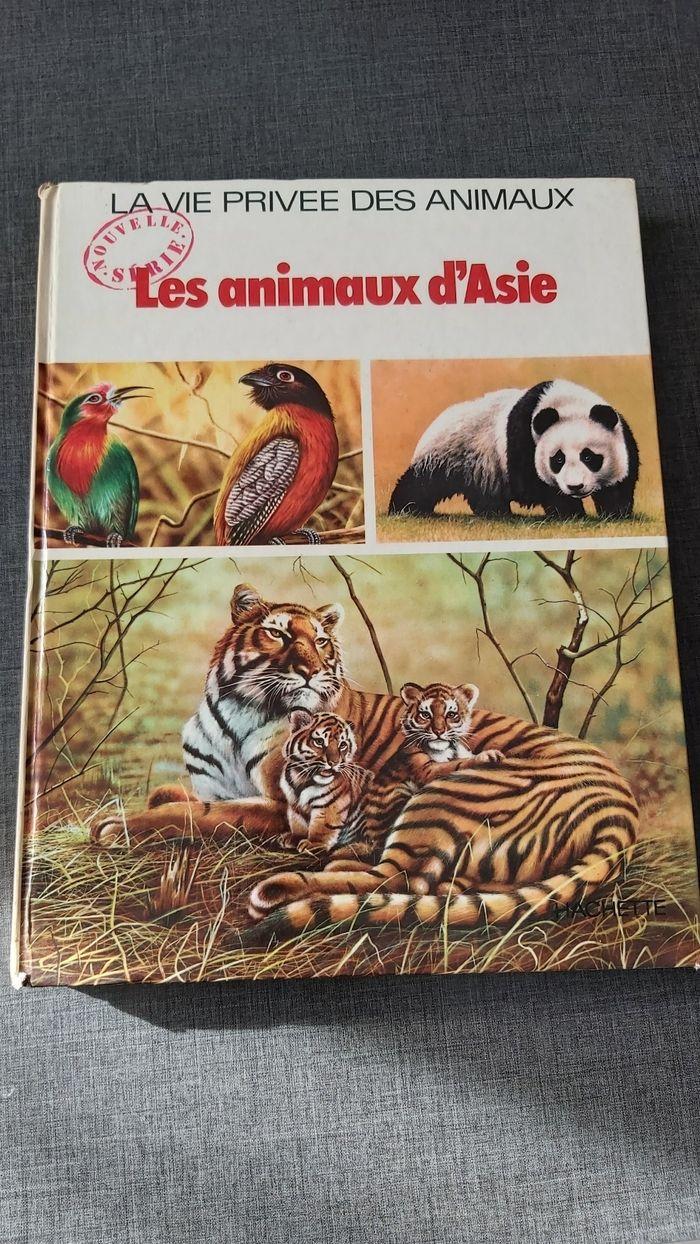 Lot de livres sur les animaux - photo numéro 2