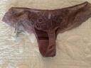 Slip tanga Simone Perele satiné et dentelle lilas