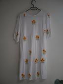 Robe blanche fleurs, S