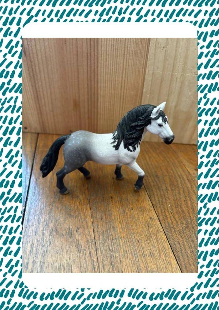 Figurine cheval Schleich - photo numéro 1