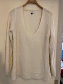 Pull blanc col v