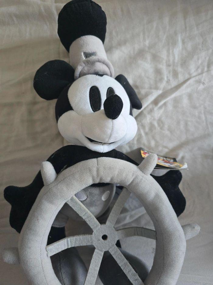 peluche mickey steamboat 90 ans - photo numéro 3