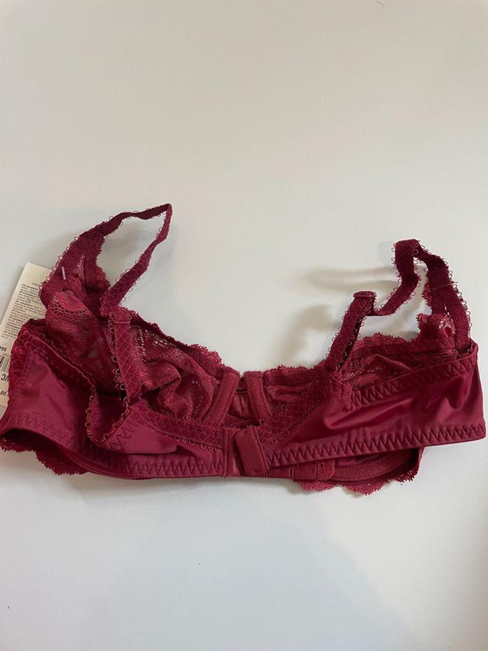 Soutien gorge bordeaux playtex , taille 85B, neuf - photo numéro 3