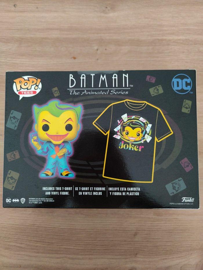 Pop Funko Batman et tee-shirt Joker taille M - photo numéro 2