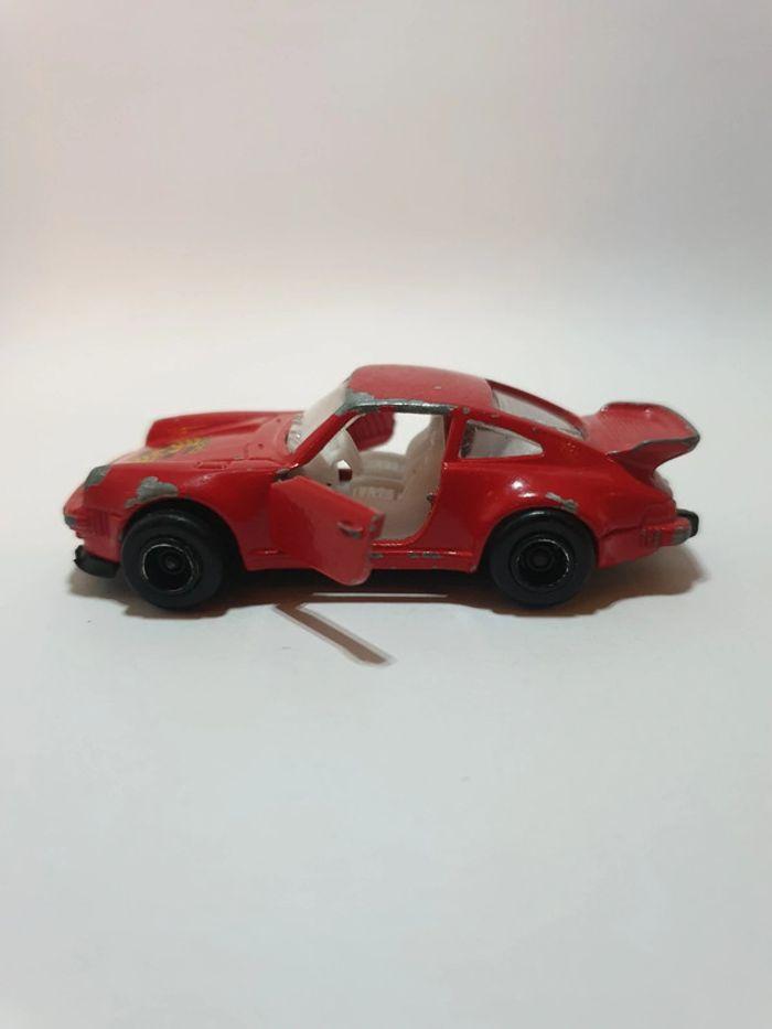 Majorette Porsche Turbo Rouge #209 1/57 - photo numéro 5