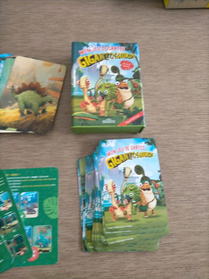 Jeu de cartes Gigantosaurus - photo numéro 3