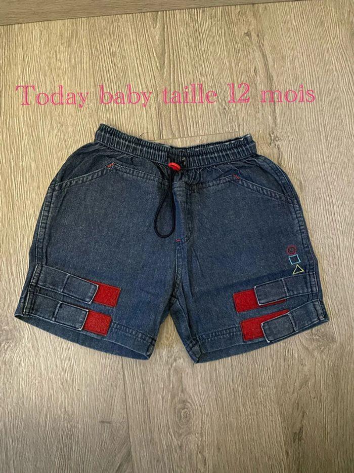 Short bermuda en jean taille élastique bleu empiècement rouge today baby taille 12mois - photo numéro 1