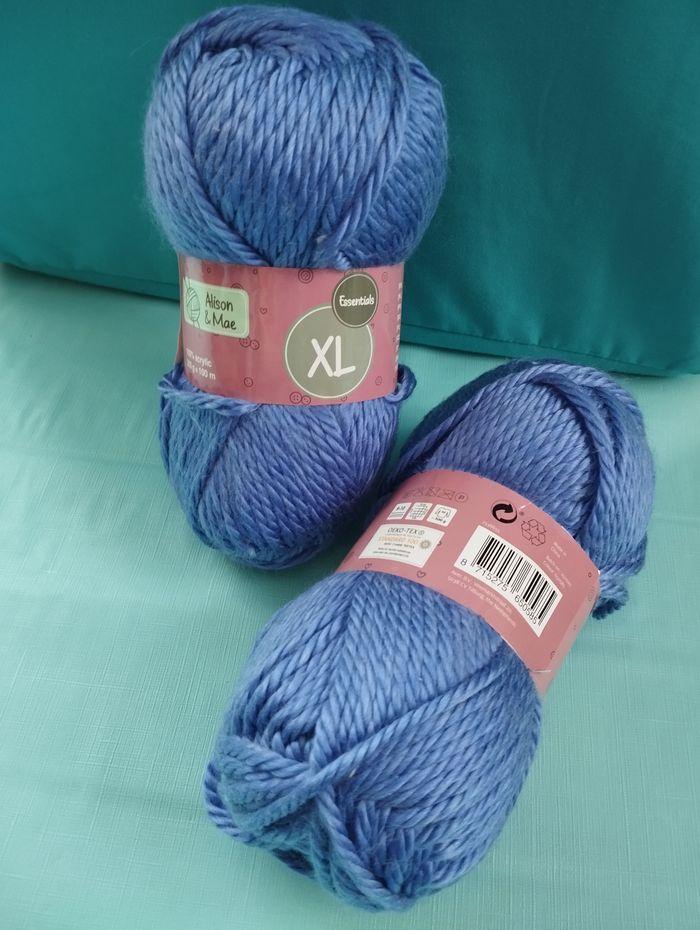 * Lot de 2 pelotes violet-lilas Essentials XL par Alison & Mae - photo numéro 1