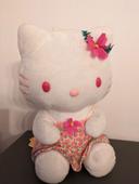 peluche hello Kitty sanrio