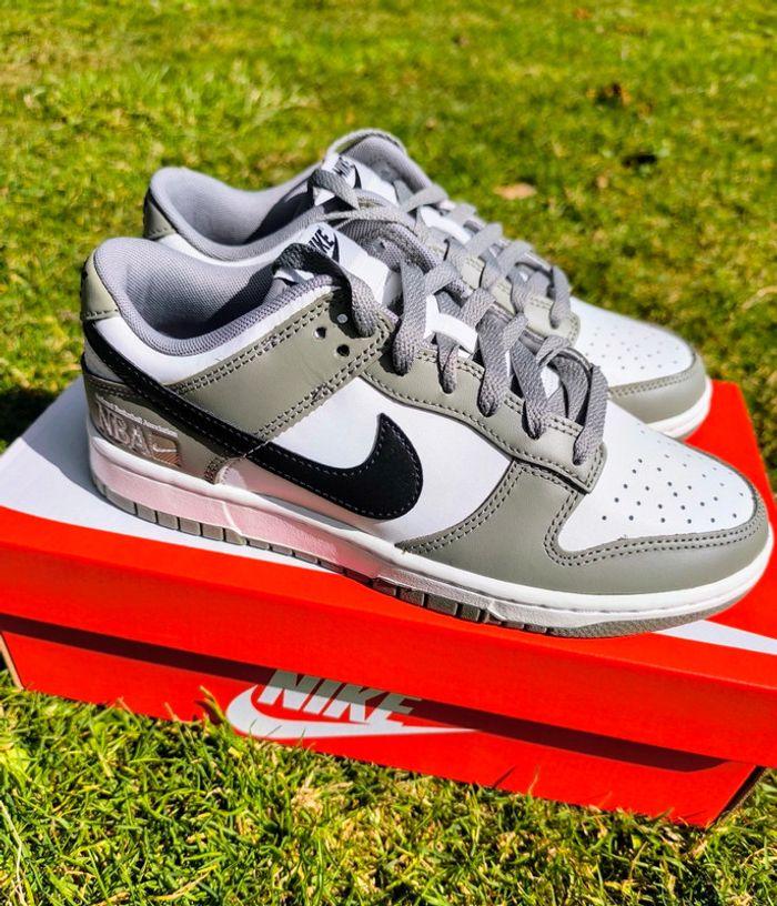 Dunk low kaki et blanche NBA paris pointure 40 neuves avec boîte d'origine - photo numéro 3