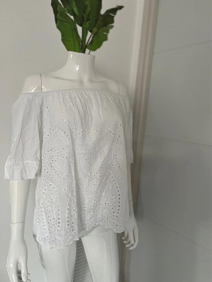 Blouse à broderie - photo numéro 1