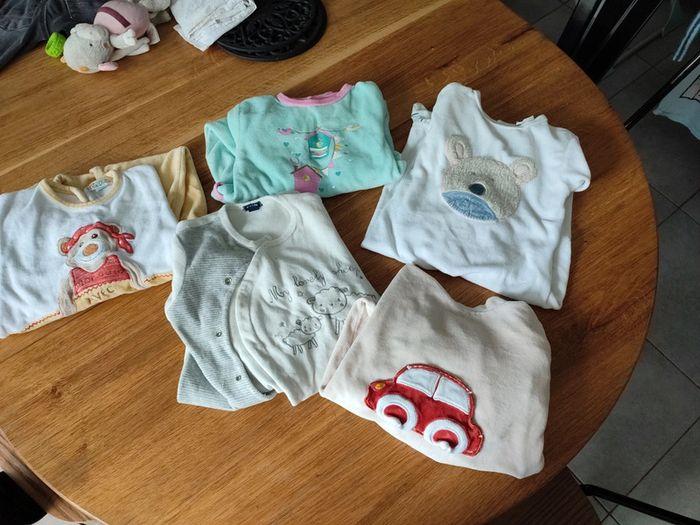 Lot de 5 pyjamas - photo numéro 1