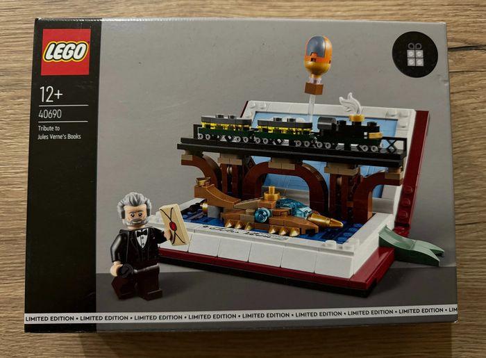 LEGO 40690 : Hommage aux livres de Jules Verne - photo numéro 1