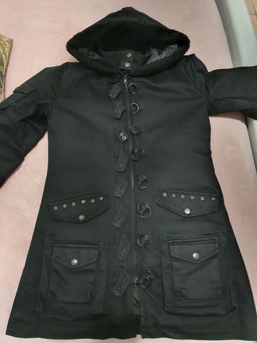 Manteau à capuche GOTHICANA - photo numéro 1