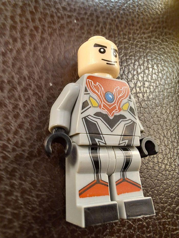 Figurine Lego compatible Ultraman - photo numéro 3