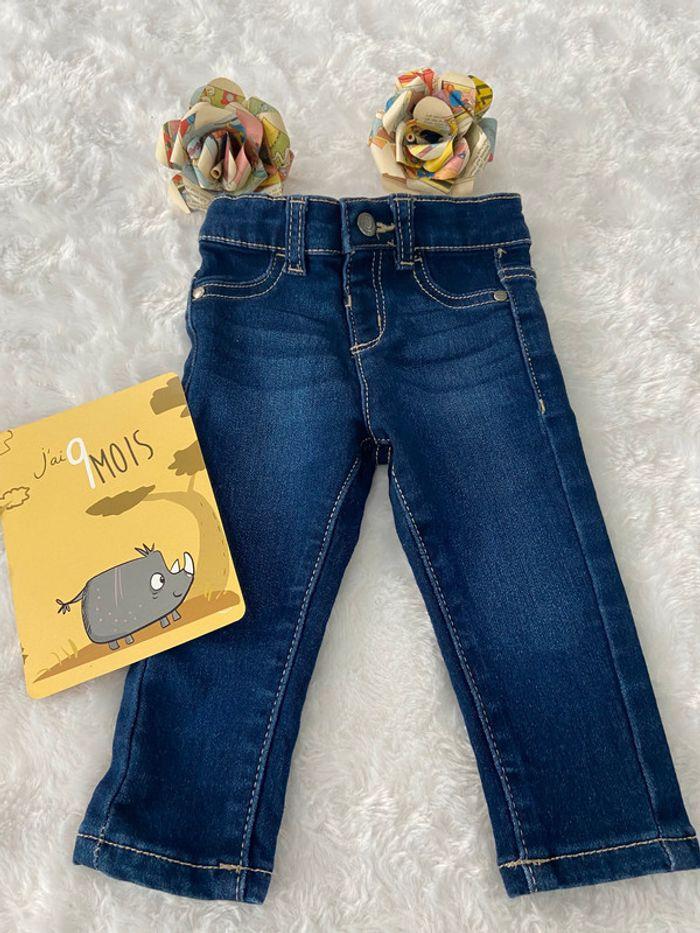 Super jeans bébé 9 mois Kimbaloo slim super look bleu neuf - photo numéro 1