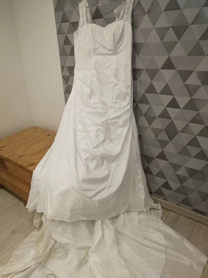 Robe de mariée - photo numéro 1