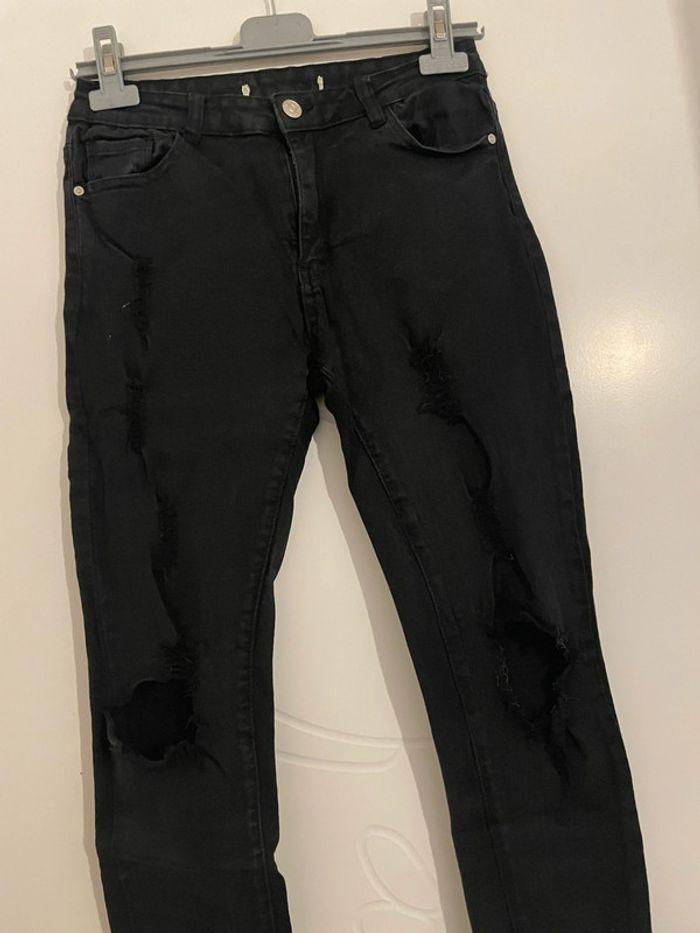 Pantalon noir extensible taille haute coupe skinny effet déchiré devant genou taille 40 - photo numéro 2