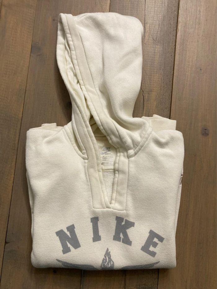 Pull Nike écru - photo numéro 2