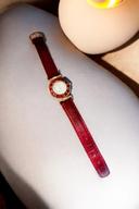 Magnifique montre vintage en cuir bracelet rouge pop time