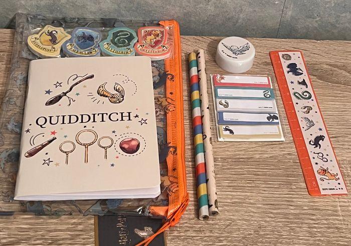 Trousse  Harry Potter et ses fournitures - photo numéro 4