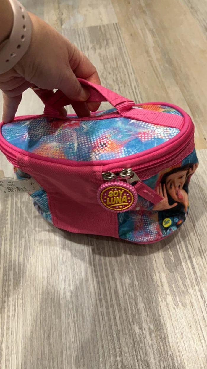 Trousse de toilette Soy Luna - photo numéro 2