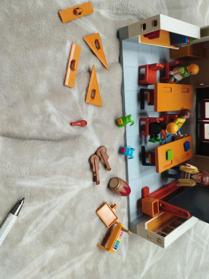 École playmobil - photo numéro 3