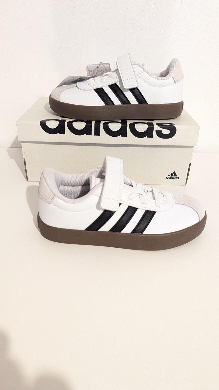 Sneakers Adidas enfant mixte 31 - photo numéro 1